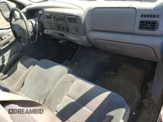 2002 Ford Super Duty F-250 XL with VIN 1FTNX21L32EA33392, listed as a Copart auction lot 48687445 with 184,777 mi miles and Salvage Title. Bid and sale history available at carsss.com. Image 8.