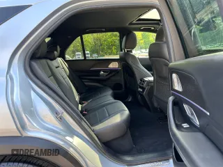 2022 Mercedes-Benz GLE 350 z VIN 4JGFB4JB1NA779563, wystawiony jako Copart lot #57025975 z przebiegiem 76 276 mil mil oraz Czysty tytuł • Clean title. Historia ofert i sprzedaży dostępna na DreamBid. Obrazek 9.