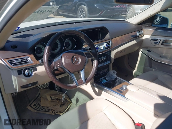 2014 Mercedes-Benz E 350 Sport with VIN WDDHF5KB5EB047622, listed as a IAAI auction lot 41688412 with 96,146 mi miles and . Bid and sale history available at carsss.com. Image 19.
