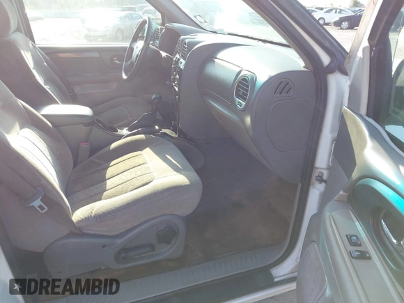 2003 GMC Envoy SLE z VIN 1GKDS13S732151378, wystawiony jako IAAI lot #42264018 z przebiegiem 213 523 mil mil oraz . Historia ofert i sprzedaży dostępna na DreamBid. Obrazek 5.