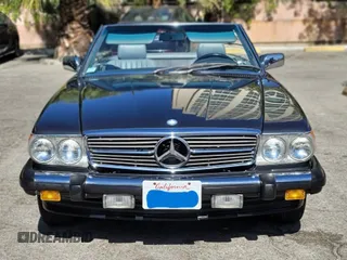 1988 Mercedes-Benz 560 560SL with VIN WDBBA48D1JA077345, listed as a Copart auction lot 79681234 with 87,690 mi miles and Clean Title. Bid and sale history available at carsss.com. Image 11.