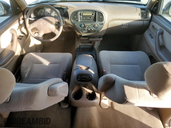 2002 Toyota Sequoia SR5 with VIN 5TDZT34A42S061905, listed as a Copart auction lot 86990884 with 198,024 mi miles and Clean Title. Bid and sale history available at carsss.com. Image 8.