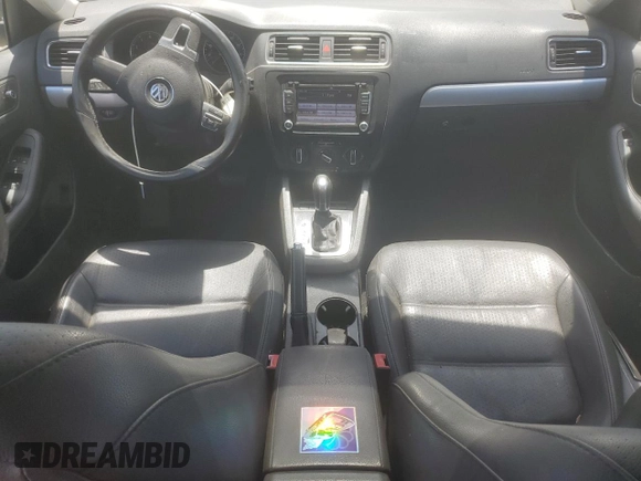 2013 Volkswagen Jetta SE with VIN 3VWDP7AJXDM410673, listed as a Copart auction lot 63515505 with 109,235 mi miles and Salvage title. Bid and sale history available at DreamBid. Image 8.