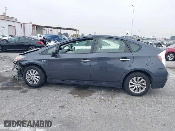 2012 Toyota Prius with VIN JTDKN3DPXC3026756, listed as a IAAI auction lot 40545677 with 205,011 mi miles and . Bid and sale history available at DreamBid. Image 14.