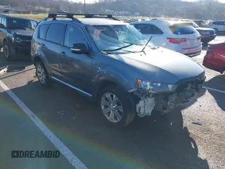 2013 Mitsubishi Outlander SE with VIN JA4AS3AW7DU013520, listed as a IAAI auction lot 41129349 with 1 mi miles. Bid and sale history available at carsss.com. Image 1.