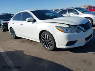 2016 Nissan Altima 2.5 S with VIN 1N4AL3AP6GC132526, listed as a IAAI auction lot 41637014 with 87,955 mi miles. Bid and sale history available at carsss.com. Image 1.