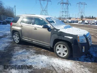 2010 GMC Terrain SLE-2 with VIN 2CTALDEWXA6392384, listed as a IAAI auction lot 41404981 with 90,726 mi miles. Bid and sale history available at carsss.com. Image 1.