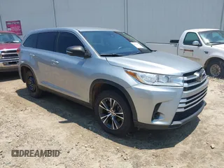 2019 Toyota Highlander LE with VIN 5TDZARFH0KS061239, listed as a IAAI auction lot 42601981 with 216,288 mi miles and . Bid and sale history available at DreamBid. Image 1.