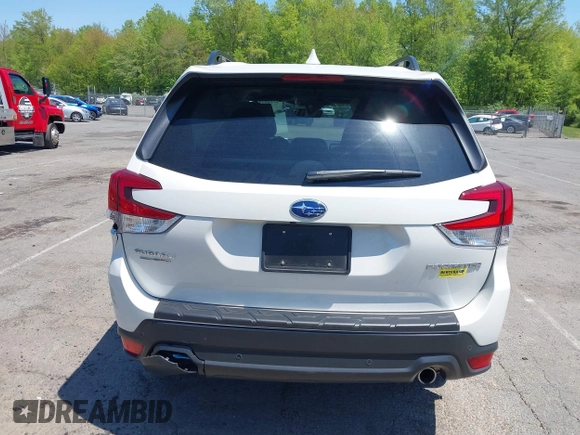 2023 Subaru Forester Limited with VIN JF2SKAPC5PH509622, listed as a IAAI auction lot 42246245 with 16,089 mi miles and . Bid and sale history available at DreamBid. Image 18.