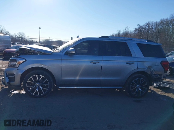 2023 Ford Expedition Limited с VIN 1FMJU2A80PEA15017, выставлен на аукционе IAAI как лот 41292667 с пробегом 52 606 миль миль и . История ставок и продаж доступна на DreamBid. Изображение 14.