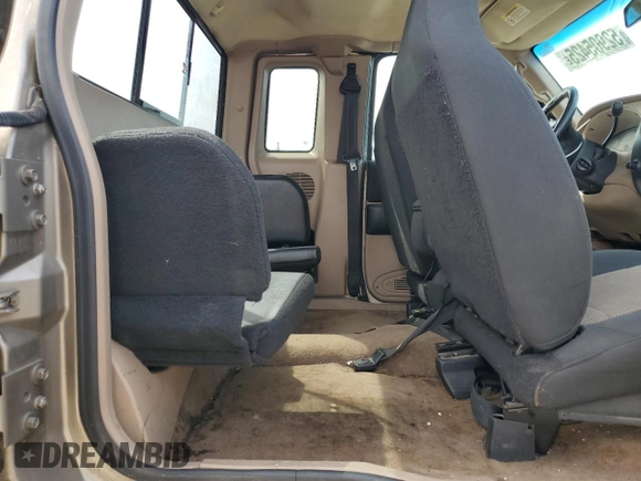 2003 Ford Ranger XL Fleet с VIN 1FTYR44V73TA21386, выставлен на аукционе Copart как лот 52905425 с пробегом 191 570 миль миль и Списание • Salvage title. История ставок и продаж доступна на DreamBid. Изображение 10.