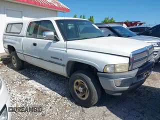 1995 Dodge 1500 with VIN 3B7HF13ZXSM145094, listed as a IAAI auction lot 42551202 with 391,199 mi miles and . Bid and sale history available at DreamBid. Image 1.