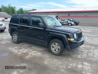 2017 Jeep Patriot Sport with VIN 1C4NJRBB7HD128164, listed as a IAAI auction lot 42577060 with 153,125 mi miles and . Bid and sale history available at DreamBid. Image 1.