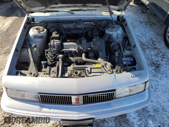1993 Oldsmobile Cutlass Ciera S z VIN 1G3AG55N1P6333784, wystawiony jako Copart lot #44368645 z przebiegiem 82 129 mil mil oraz Czysty tytuł • Clean title. Historia ofert i sprzedaży dostępna na DreamBid. Obrazek 11.