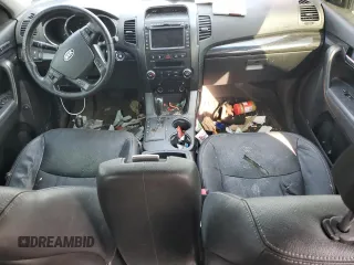 2013 Kia Sorento EX with VIN 5XYKU4A60DG394087, listed as a Copart auction lot 60324665 with 130,736 mi miles and Salvage title. Bid and sale history available at DreamBid. Image 8.