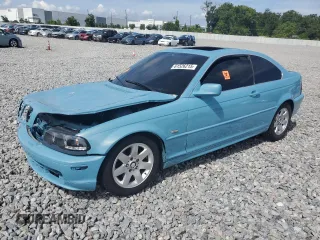 2002 BMW 3 Series 325Ci with VIN WBABN33422JW60450, listed as a Copart auction lot 61526215 with 271,112 mi miles and Salvage title. Bid and sale history available at DreamBid. Image 1.