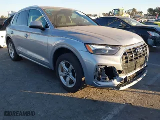 2023 Audi Q5 Premium with VIN WA1ABAFY9P2084975, listed as a IAAI auction lot 41302774 with 40,203 mi miles. Bid and sale history available at carsss.com. Image 1.