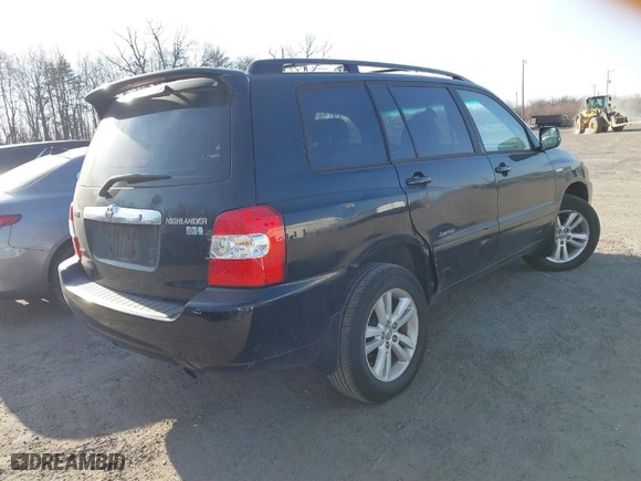 2006 Toyota Highlander Hybrid with VIN JTEEW21A560025410, listed as a IAAI auction lot 41766852 with 173,239 mi miles. Bid and sale history available at carsss.com. Image 4.