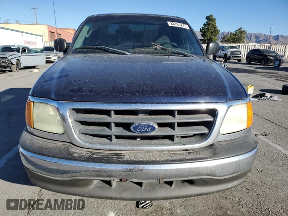 2004 Ford F-150 XL z VIN 2FTRF07274CA23500, wystawiony jako Copart lot #88761275 z przebiegiem 257 573 mil mil oraz Szkoda całkowita • Salvage title. Historia ofert i sprzedaży dostępna na DreamBid. Obrazek 5.