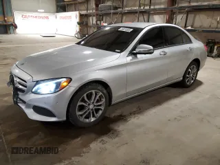 2017 Mercedes-Benz C 300 с VIN 55SWF4KB9HU209831, выставлен на аукционе Copart как лот 55674555 с пробегом 101 990 миль миль и Списание • Salvage title. История ставок и продаж доступна на DreamBid. Изображение 1.