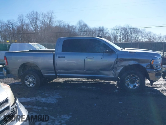 2020 Ram 2500 Big Horn with VIN 3C6UR5DL0LG155793, listed as a IAAI auction lot 41409151 with 70,466 mi miles and . Bid and sale history available at DreamBid. Image 13.