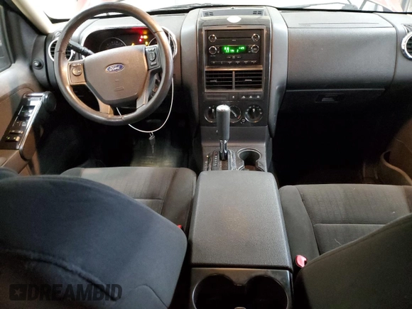 2010 Ford Explorer XLT with VIN 1FMEU7DE6AUA69323, listed as a Copart auction lot 84651344 with 189,507 mi miles and Non repairable. Bid and sale history available at DreamBid. Image 8.