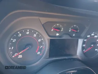 2018 Chevrolet Camaro 1LT z VIN 1G1FB1RS9J0124311, wystawiony jako IAAI lot #41399583 z przebiegiem Nie podano mil oraz . Historia ofert i sprzedaży dostępna na DreamBid. Obrazek 15.