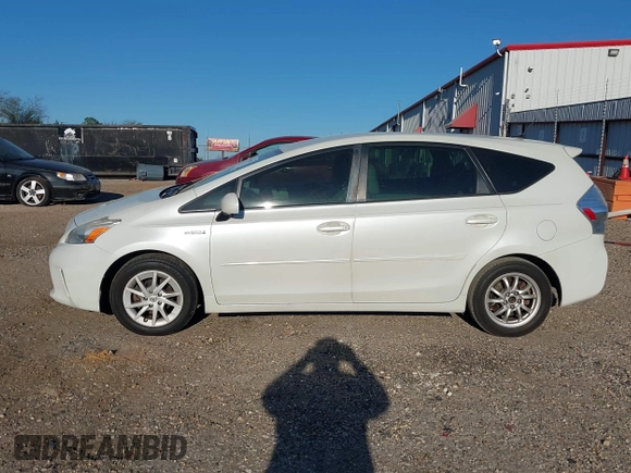 2014 Toyota Prius Two with VIN JTDZN3EU9EJ009691, listed as a IAAI auction lot 41829077 with 226,965 mi miles and . Bid and sale history available at DreamBid. Image 15.