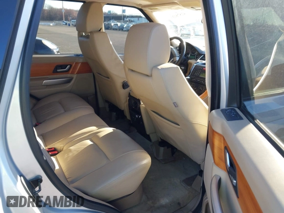 2009 Land Rover Range Rover Sport HSE с VIN SALSK25419A196430, выставлен на аукционе IAAI как лот 41878030 с пробегом 114 175 миль миль и . История ставок и продаж доступна на DreamBid. Изображение 8.