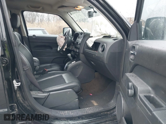 2017 Jeep Patriot Sport with VIN 1C4NJPBA1HD208653, listed as a IAAI auction lot 41864826 with 77,196 mi miles. Bid and sale history available at carsss.com. Image 5.