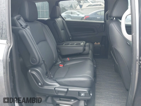 2024 Honda Odyssey EX-L with VIN 5FNRL6H69RB053109, listed as a IAAI auction lot 41902641 with 19,358 mi miles and . Bid and sale history available at DreamBid. Image 8.