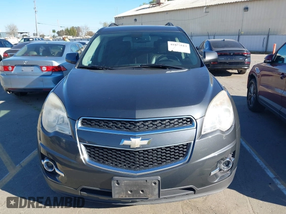 2011 Chevrolet Equinox 2LT z VIN 2CNFLNEC4B6323250, wystawiony jako IAAI lot #41871613 z przebiegiem 138 357 mil mil oraz . Historia ofert i sprzedaży dostępna na DreamBid. Obrazek 12.