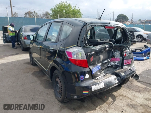 2010 Honda Fit with VIN JHMGE8H21AC039375, listed as a IAAI auction lot 42126138 with 123,077 mi miles. Bid and sale history available at carsss.com. Image 3.