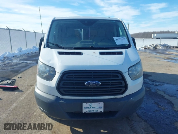 2017 Ford Transit с VIN 1FTYE1YM1HKA37236, выставлен на аукционе IAAI как лот 41353640 с пробегом Не указан миль и . История ставок и продаж доступна на DreamBid. Изображение 13.