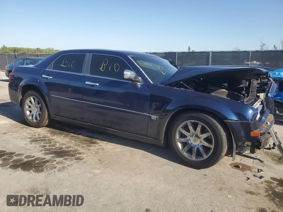 2005 Chrysler 300 with VIN 2C3AA63HX5H655263, listed as a Copart auction lot 52492635 with 168,602 mi miles and Salvage Title. Bid and sale history available at carsss.com. Image 4.