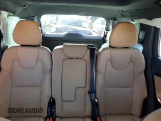 2019 Volvo XC90 Momentum with VIN YV4A22PK9K1504087, listed as a Copart auction lot 68743892 with 49,814 mi miles. Bid and sale history available at carsss.com. Image 10.