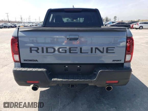 2024 Honda Ridgeline Sport with VIN 5FPYK3F18RB021179, listed as a Copart auction lot 55466935 with 8,400 mi miles and Salvage title. Bid and sale history available at DreamBid. Image 6.