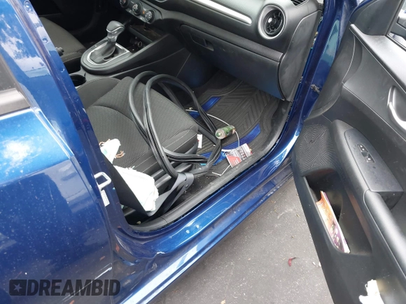 2021 Kia Forte LXS with VIN 3KPF24AD6ME278962, listed as a IAAI auction lot 42412267 with 38,158 mi miles and . Bid and sale history available at DreamBid. Image 18.