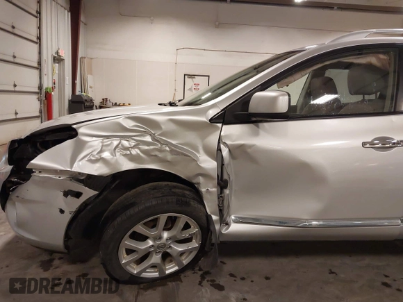 2011 Nissan Rogue SV z VIN JN8AS5MV2BW252693, wystawiony jako IAAI lot #42217693 z przebiegiem 154 278 mil mil oraz . Historia ofert i sprzedaży dostępna na DreamBid. Obrazek 6.