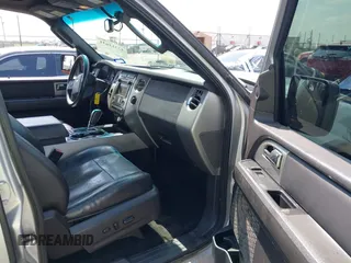 2012 Ford Expedition XLT z VIN 1FMJU1H57CEF66321, wystawiony jako IAAI lot #42311631 z przebiegiem 242 134 mil mil oraz . Historia ofert i sprzedaży dostępna na DreamBid. Obrazek 5.