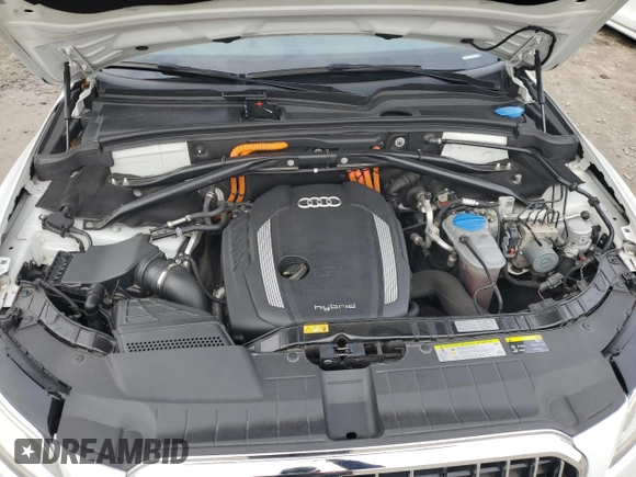2015 Audi Q5 Hybrid Prestige with VIN WA1C8AFP8FA047645, listed as a Copart auction lot 84604594 with 92,723 mi miles and Salvage title. Bid and sale history available at DreamBid. Image 12.