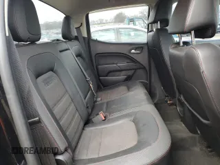 2015 GMC Canyon 4WD SLE with VIN 1GTG6BE38F1140912, listed as a Copart auction lot 44330565 with 102,809 mi miles and Salvage Title. Bid and sale history available at carsss.com. Image 10.