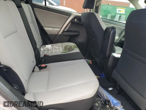 2018 Toyota RAV4 XLE z VIN 2T3WFREVXJW449975, wystawiony jako Copart lot #63962615 z przebiegiem 78 410 mil mil oraz Szkoda całkowita • Salvage title. Historia ofert i sprzedaży dostępna na DreamBid. Obrazek 11.