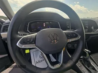 2024 Volkswagen Jetta S with VIN 3VW5M7BU6RM050864, listed as a IAAI auction lot 42854244 with 23,681 mi miles and . Bid and sale history available at DreamBid. Image 9.