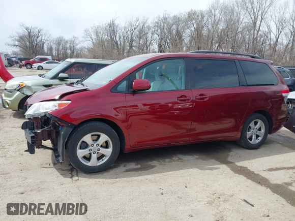 2011 Toyota Sienna LE AAS with VIN 5TDKK3DC7BS007097, listed as a IAAI auction lot 41802056 with 170,471 mi miles. Bid and sale history available at carsss.com. Image 15.