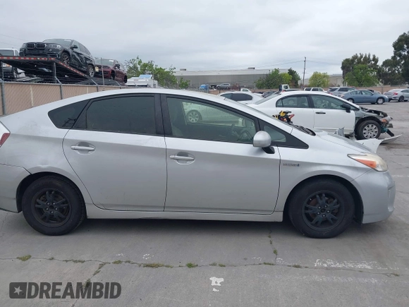 2014 Toyota Prius Four with VIN JTDKN3DU4E1748583, listed as a IAAI auction lot 42044872 with 215,032 mi miles. Bid and sale history available at carsss.com. Image 13.