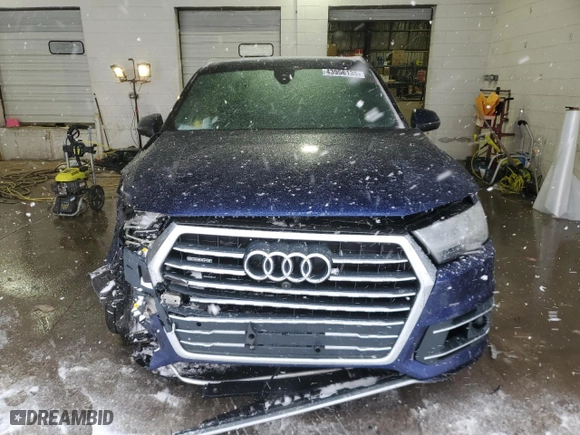 2019 Audi Q7 Prestige with VIN WA1VAAF7XKD024938, listed as a Copart auction lot 43956135 with 90,738 mi miles and Salvage Title. Bid and sale history available at carsss.com. Image 5.