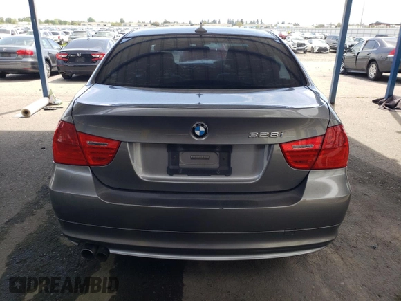 2011 BMW 3 Series 328i with VIN WBAPH5C50BA444114, listed as a Copart auction lot 52643655 with 189,437 mi miles and Salvage Title. Bid and sale history available at carsss.com. Image 6.