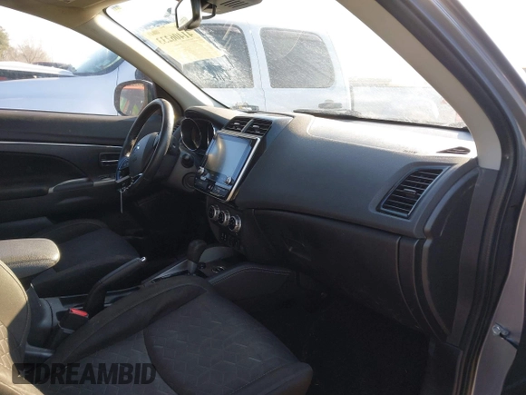 2020 Mitsubishi Outlander Sport ES 2.0 with VIN JA4AR3AU6LU020225, listed as a IAAI auction lot 41406233 with 95,885 mi miles. Bid and sale history available at carsss.com. Image 5.
