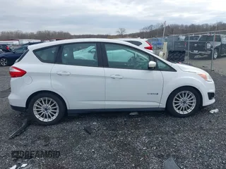 2014 Ford C-Max SE with VIN 1FADP5AU7EL504732, listed as a IAAI auction lot 41739282 with 60,801 mi miles. Bid and sale history available at carsss.com. Image 14.